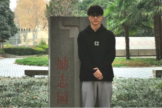 成人影片