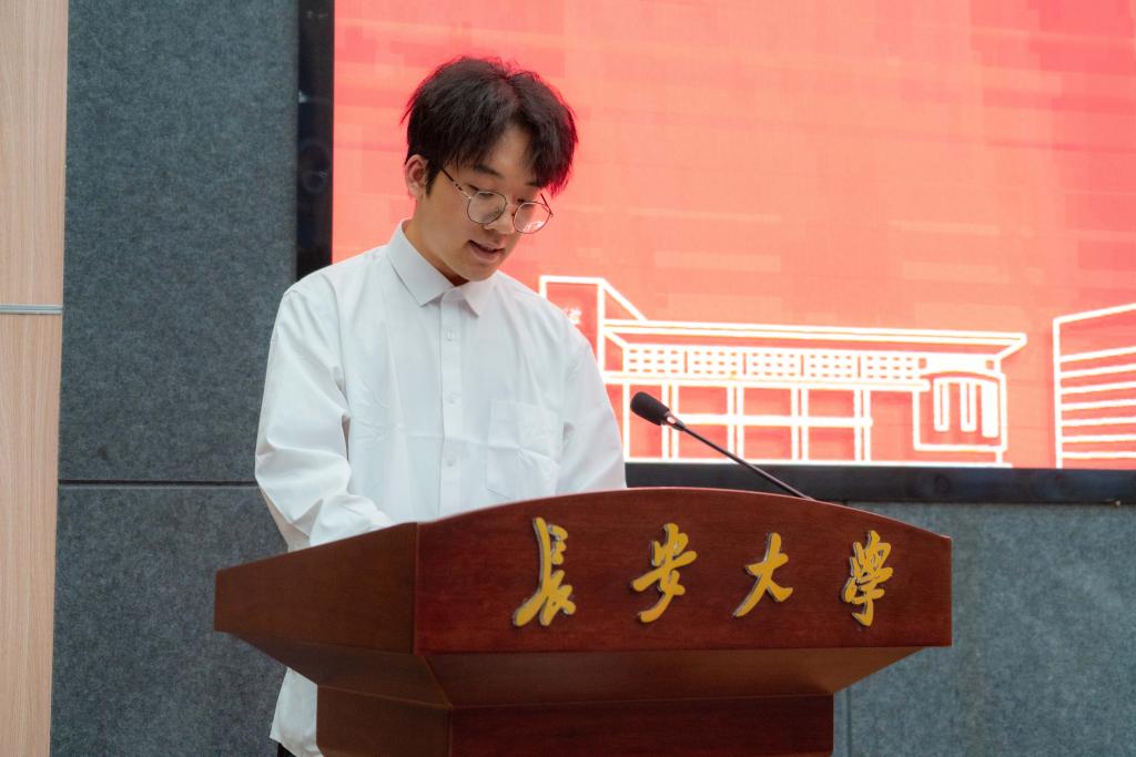 成人影片