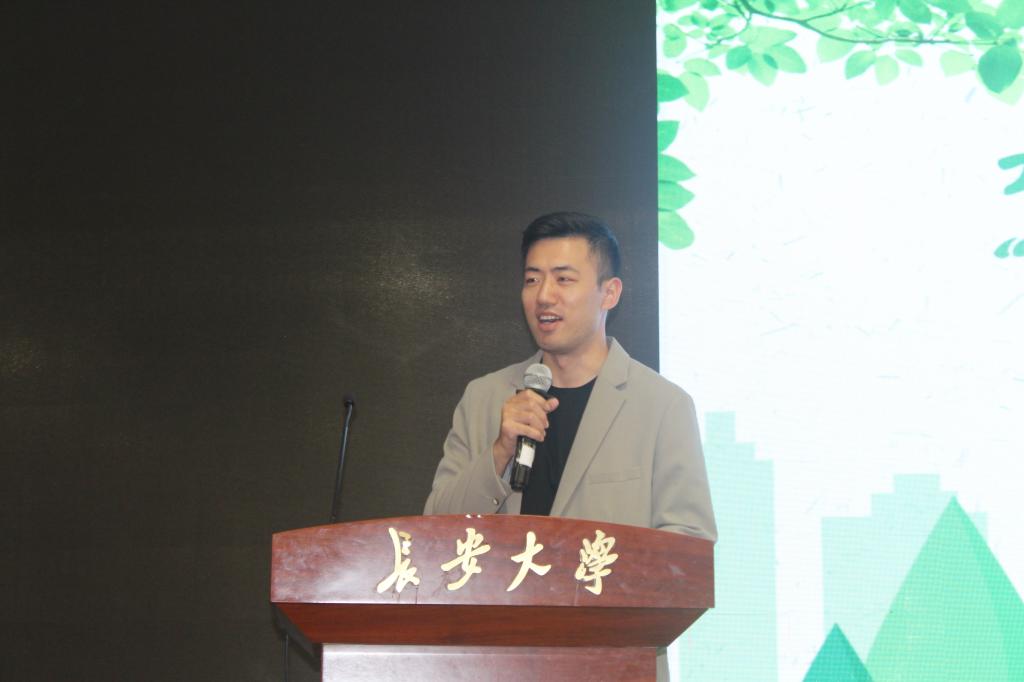 成人影片