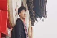 成人影片