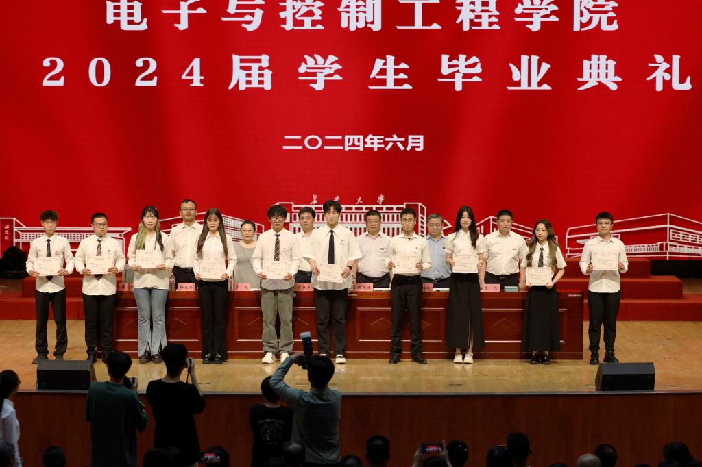 成人影片