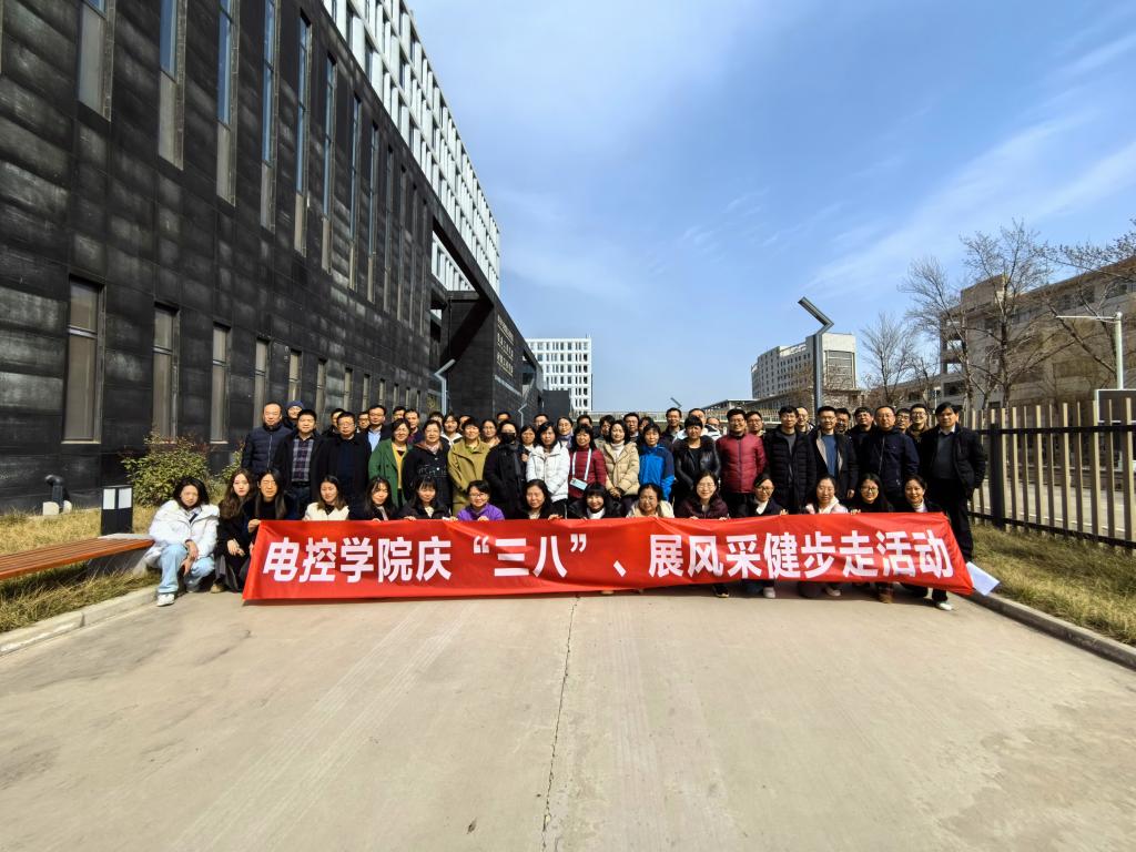 成人影片