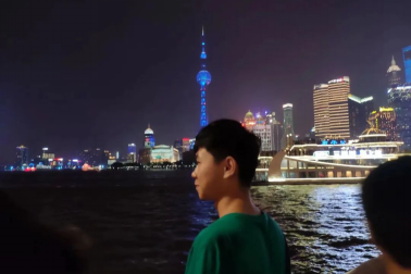 成人影片